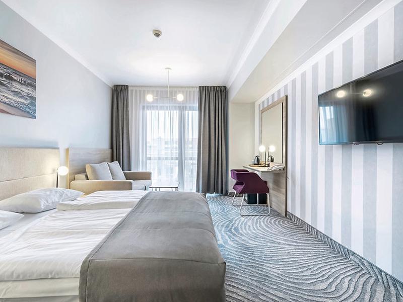 B743CB0405E39806E8F5886A9DE13C00