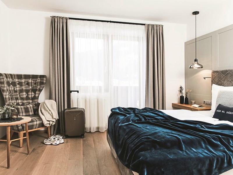 F0D53FE0A274A075E33DC1B45918823C