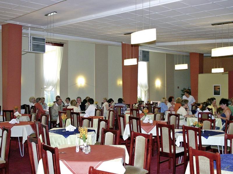 E424D3C4FF9574D3C677B128103D0786