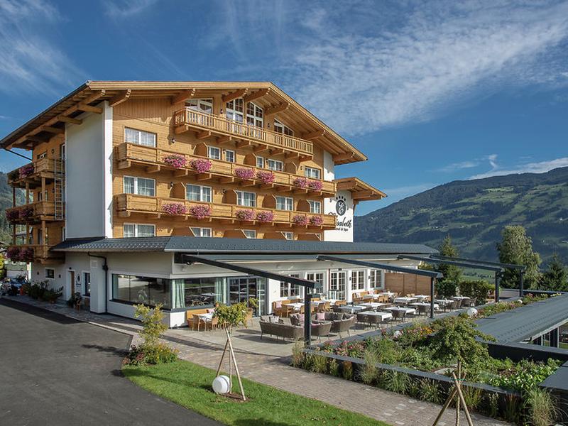 7067520600A97787146D0CF09A88B143