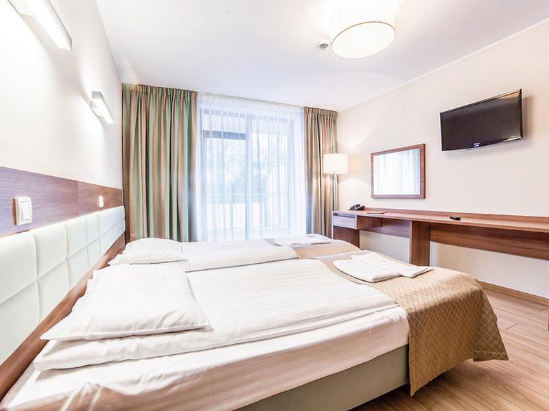 0FD718C73D9F52C6F4F6AA5118035DB0