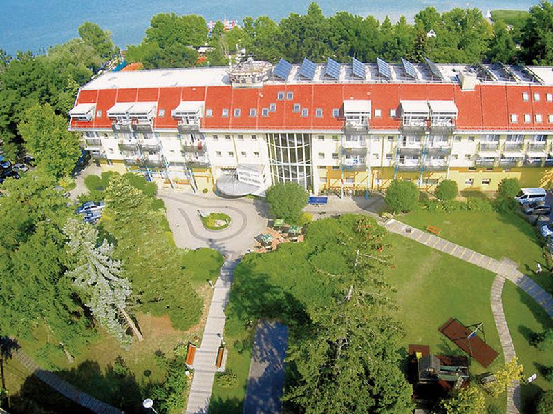 DFA9B7BBC74B525CC8BF3D3AFB321EB9