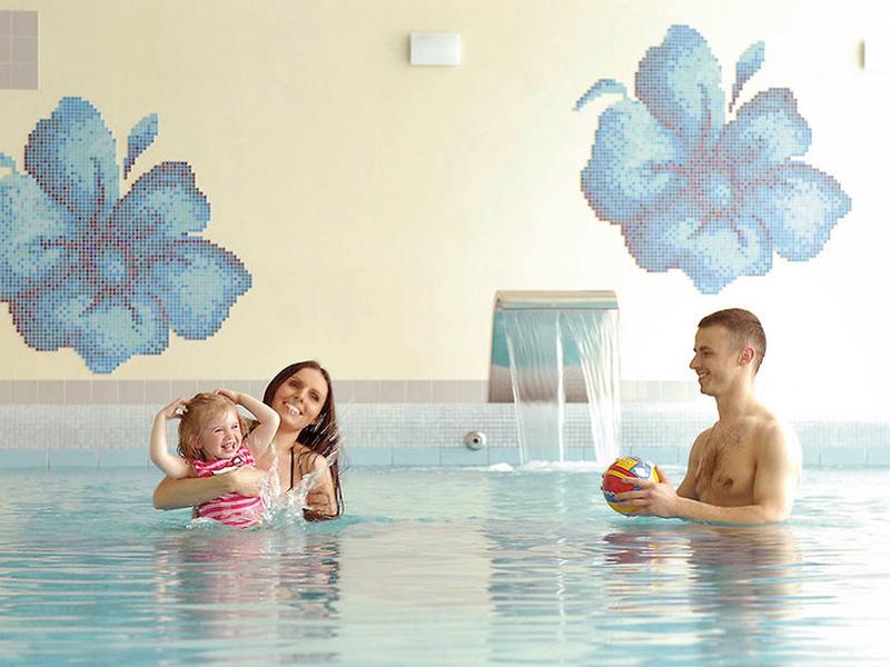 242838DD707F67DC78AD7669AAC177B4