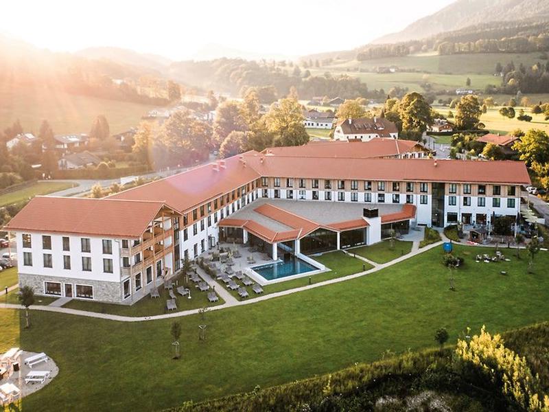 E3D2A5592A6CF14DE2CAE9375EF228B2