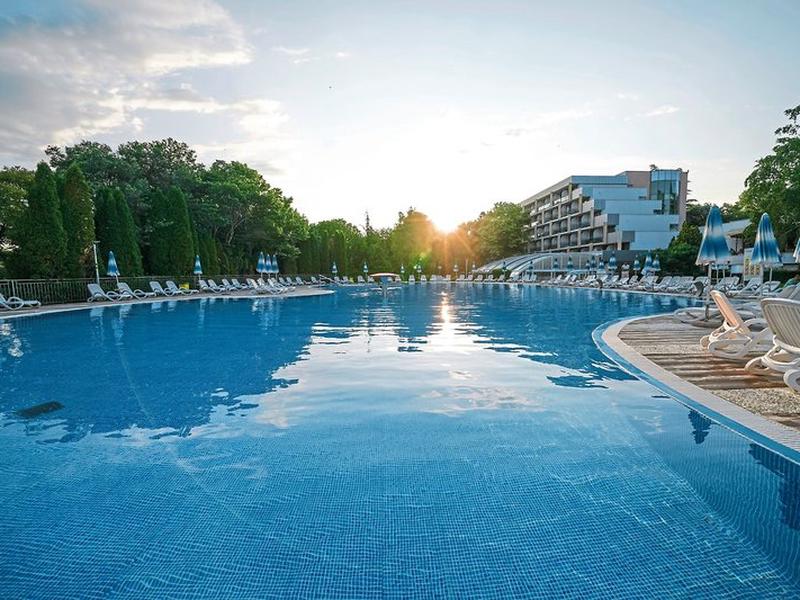 F1B842FDC2468B0139FAA78C75797D27