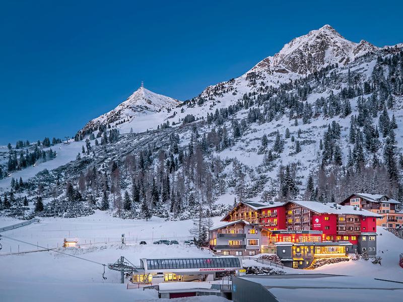 56C974095D2F2F8FEBFABE8F5EC75779