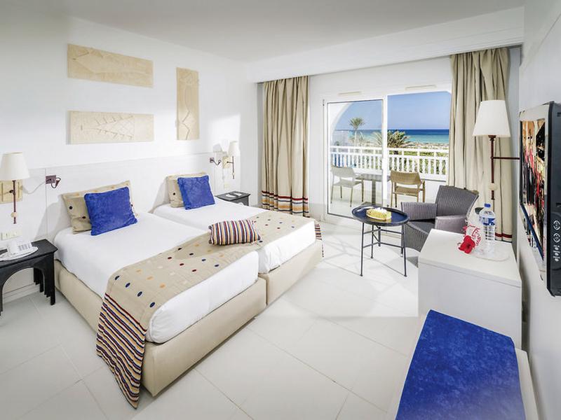 4F4F02710235FD1E95568CA349A1B49C