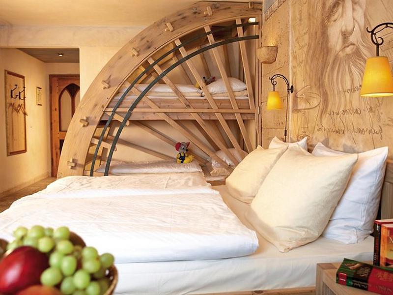 8BC4B31F85B7081CB63980154EE8577F