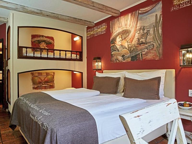 C4E2424E92C3B953FE0442A2BFB21D00