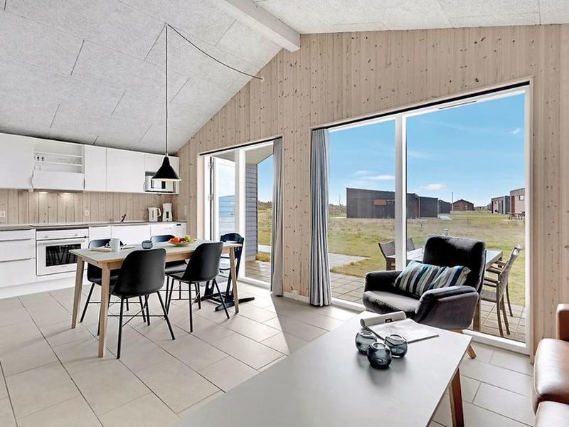 D38F99A1F25857E1461BC3B5AA1DF4CD