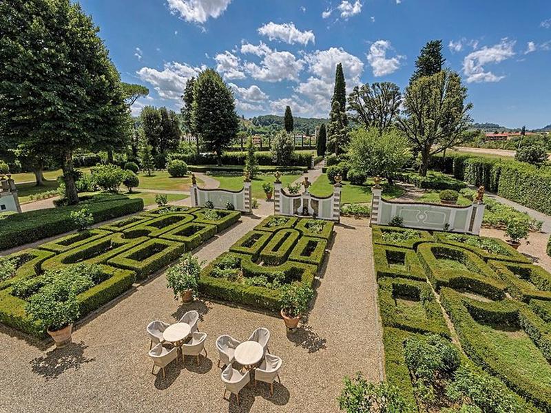 77E36D303375D07439CCBEF027C863F2