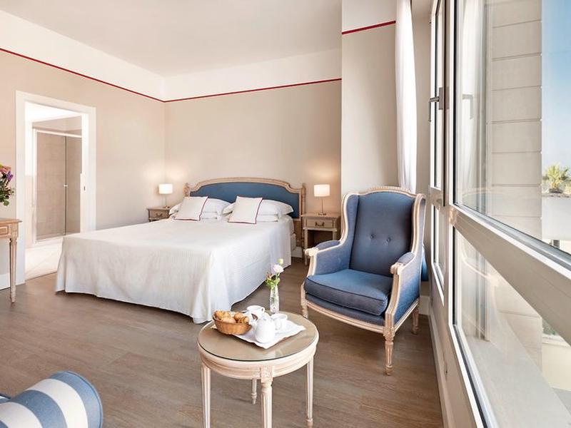 6CDA7F8CF0CABED7ABAD55B822BB0C01