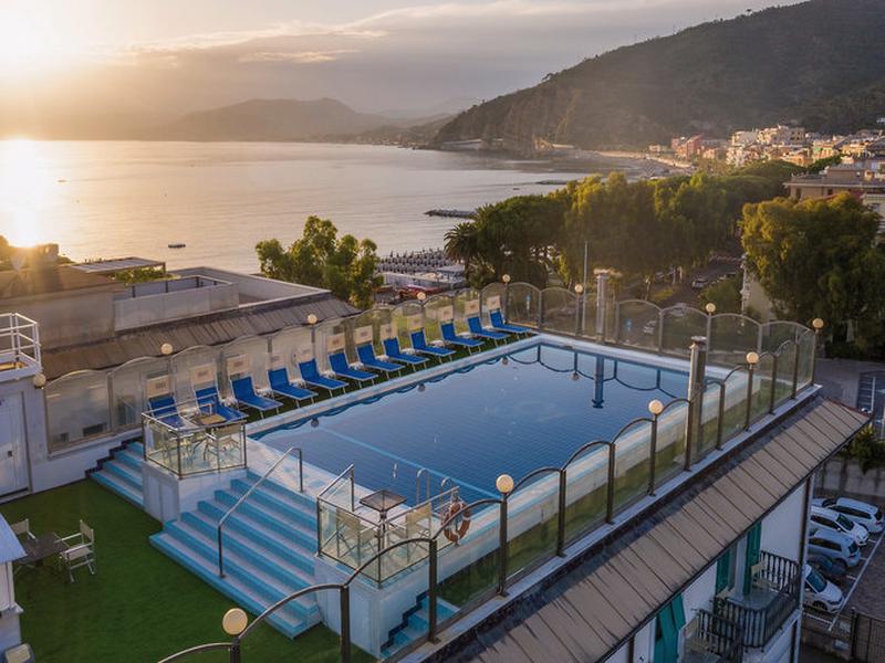 AB6210418CE703EA649D1950D389648E