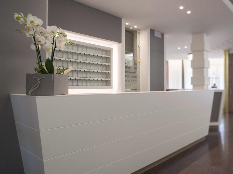 AC02283D48D67FEBEA6152382FEFA17F