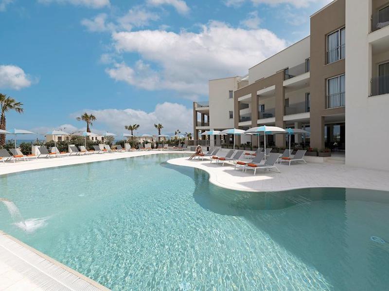 AD6DE13358D15886800CCAF102ABB18E