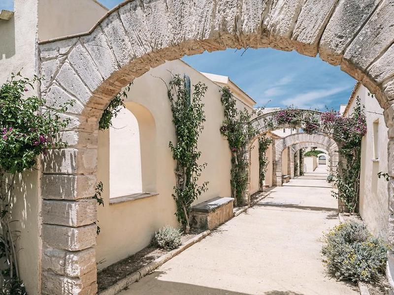 0165ED188FBC4CE54302D35C2F21E7E2