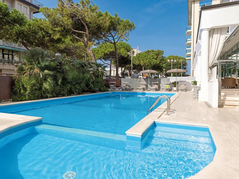 B2C37E669BD2746603A11C2D71702695