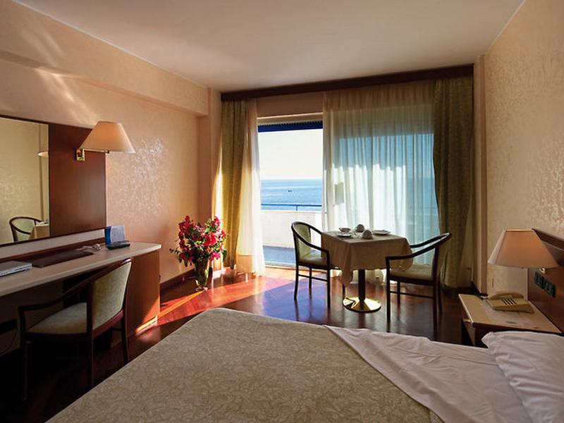 5EDA5B3B7B550D22AC08F152D816C7D8