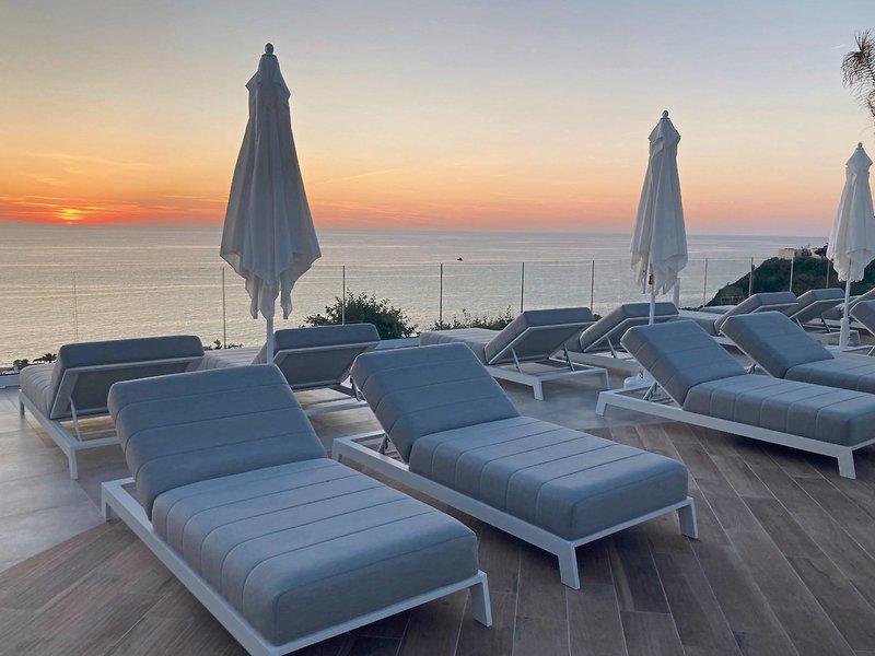 8E13B283CC522418A00F100B3E17D33F