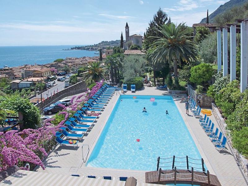 41AFD5B3B013EF2FCCA581819AE18D10