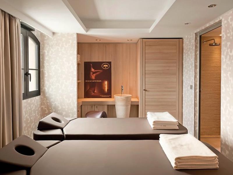 6B6A98CCEB590EADE2569E69259820EE