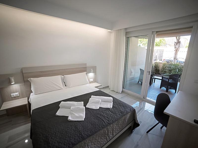 321A0851409F1A8C27EF8A19F3B0A073