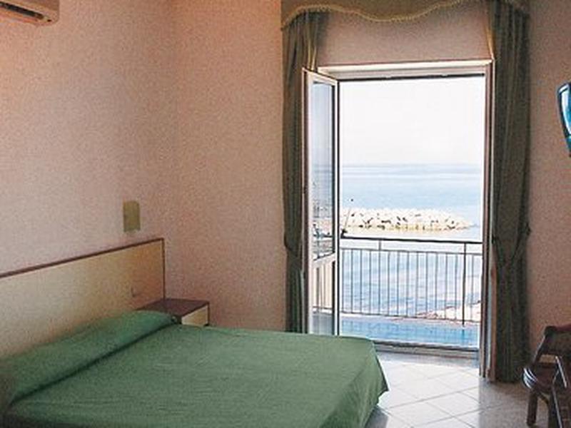 B11FEDEA8CF1E25FF81FCA1C13420576