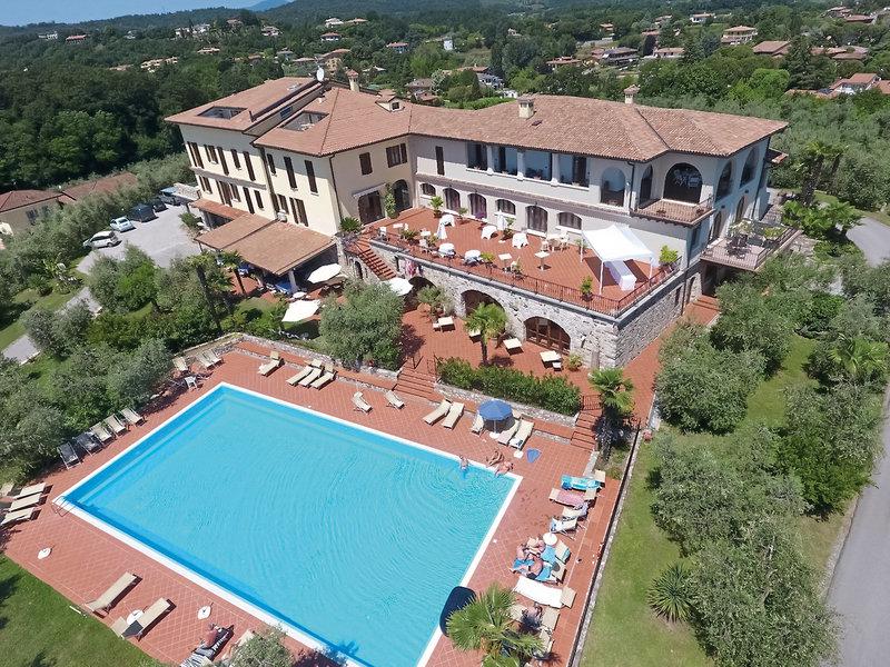 A1B9C69F3B2AAA2F32F7806D344BDD0D