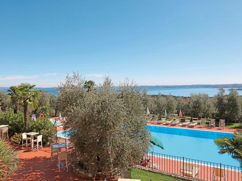 BF25A1017DCB405197A2F9956A5FFBE4