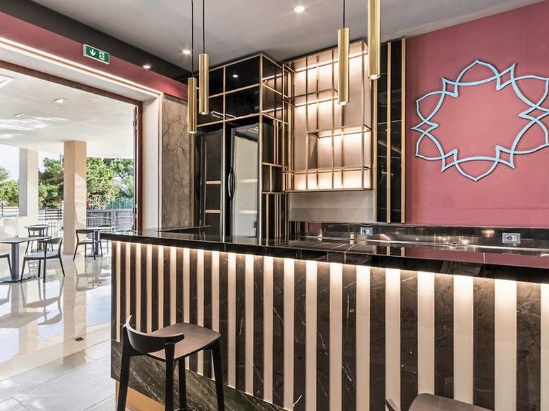 91885348CED4160FF3FEED5FB97DE5B8