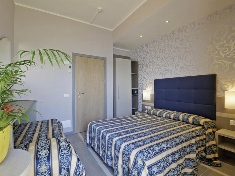 0FB3F48C79BC31141D07C2793CE86312