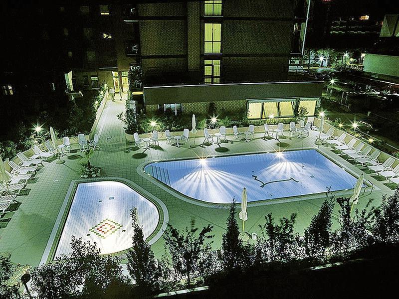 6F872722256A68B858287B811EC56ED9