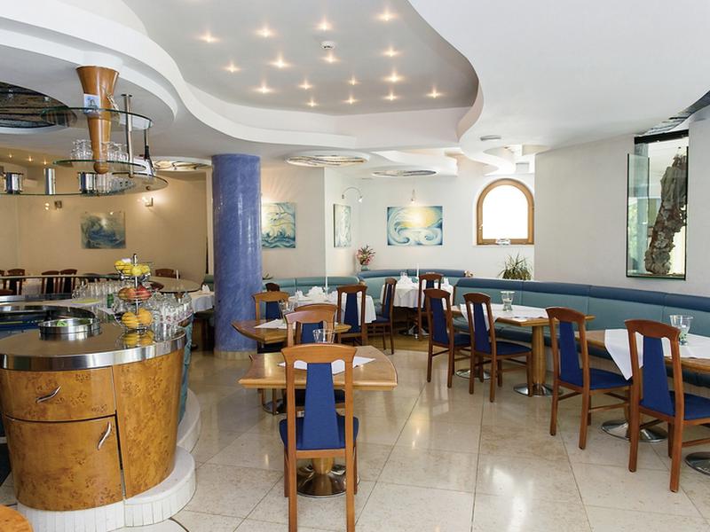 4BB8880782FECDA2507C4F5B5987F5FF