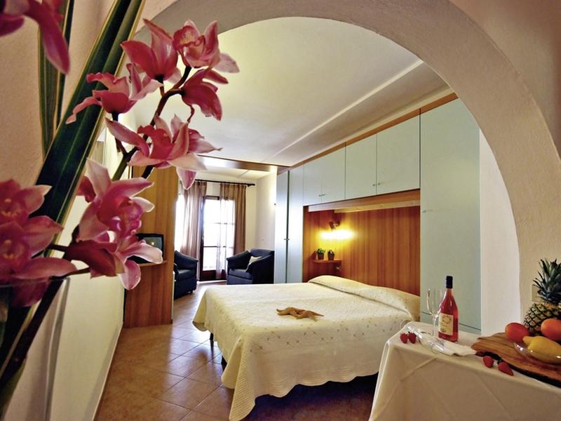 496EEBADF0AC79D774168B5CFCE222FC