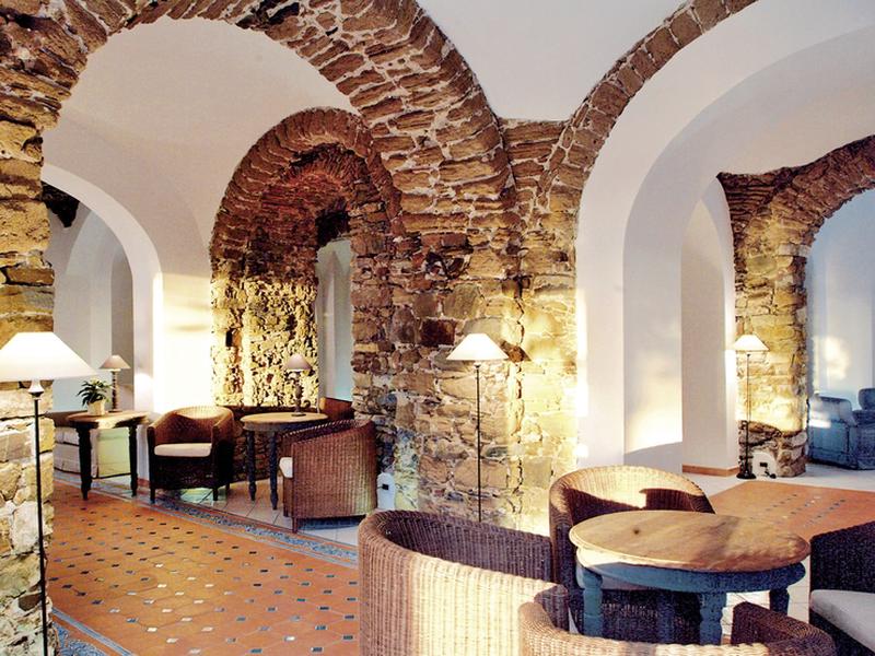 1949CB97AA7208640F2C41BEF6992867