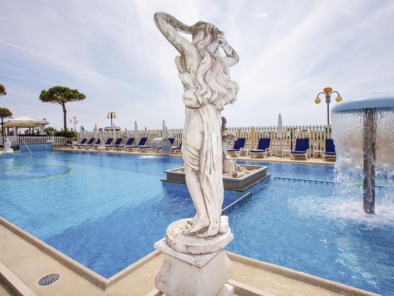 E0A5AB44B87AAE2FC7C113124E7B03B8