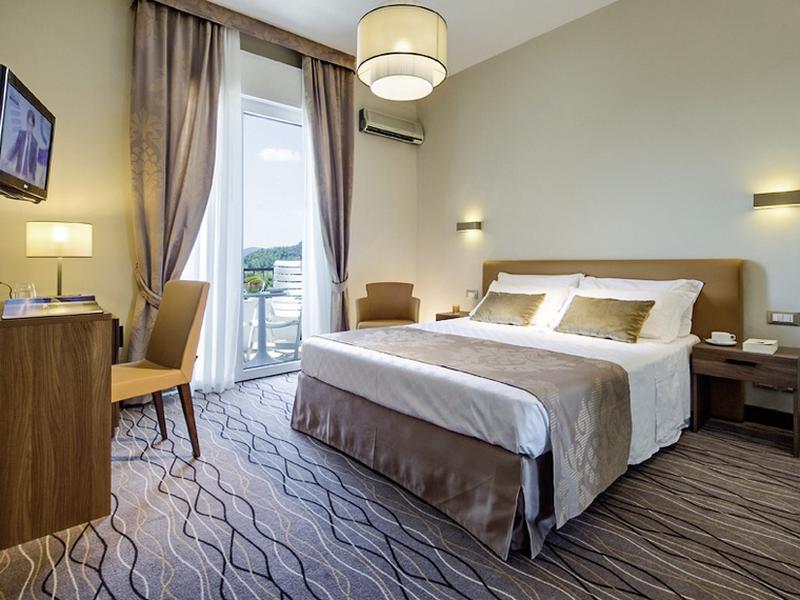 DE4545931BFBE6006F780EC54A876D6C