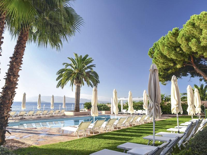 DEEF2D5539D0A5BE88FB0CAEA3F2F805