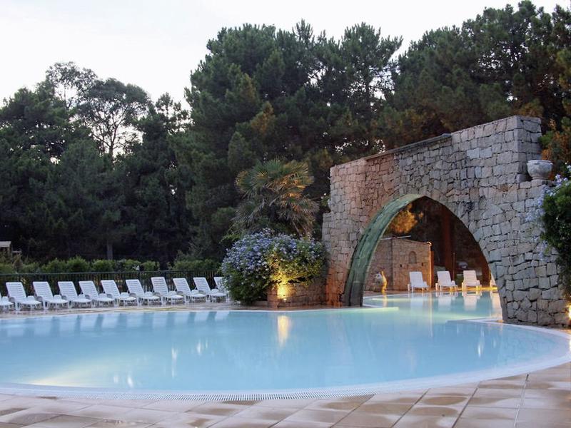 86E9417AAB796B938AF316D92B4CD243