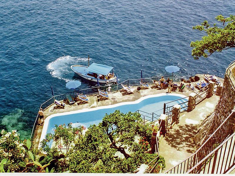 1666B8C842B1C469BEFA33A184EDE072