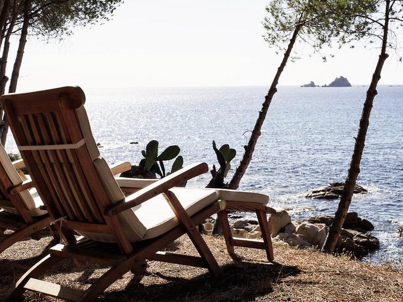 648AE7613C356FB7F892D0B5927BF324