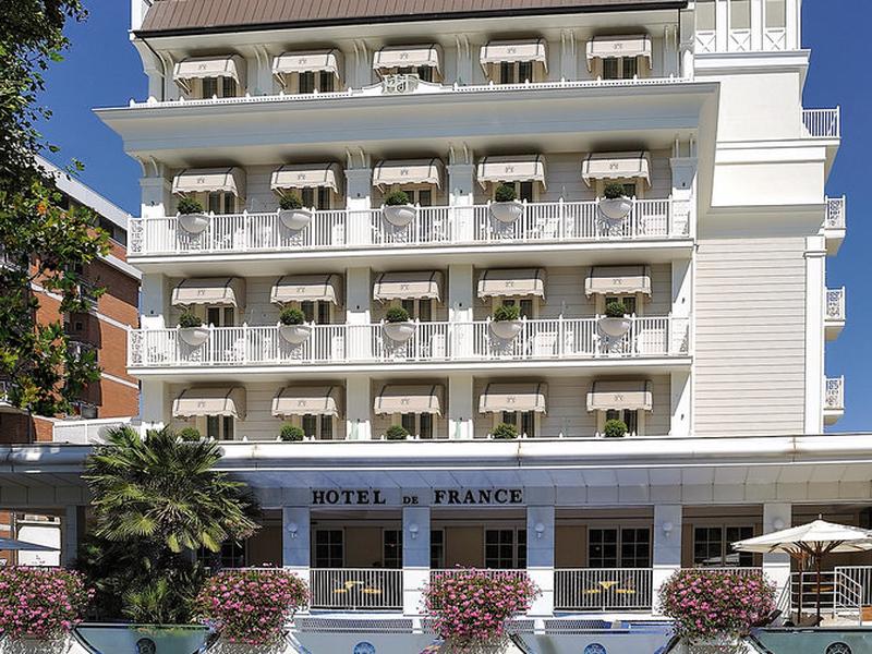 9737A587A22D51345F22A9295E5B453C