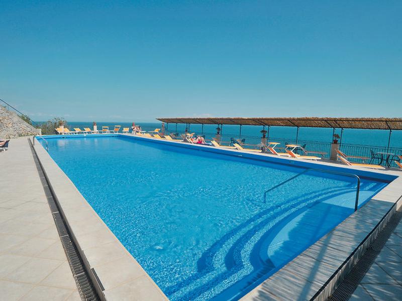 8C6108F9A4F5E83FB20C003F6E16BA6D