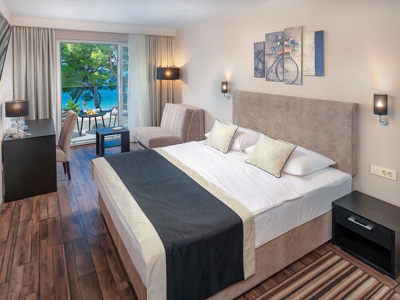 CCC85F8AEAD07DE5FA3F7A77C775D288