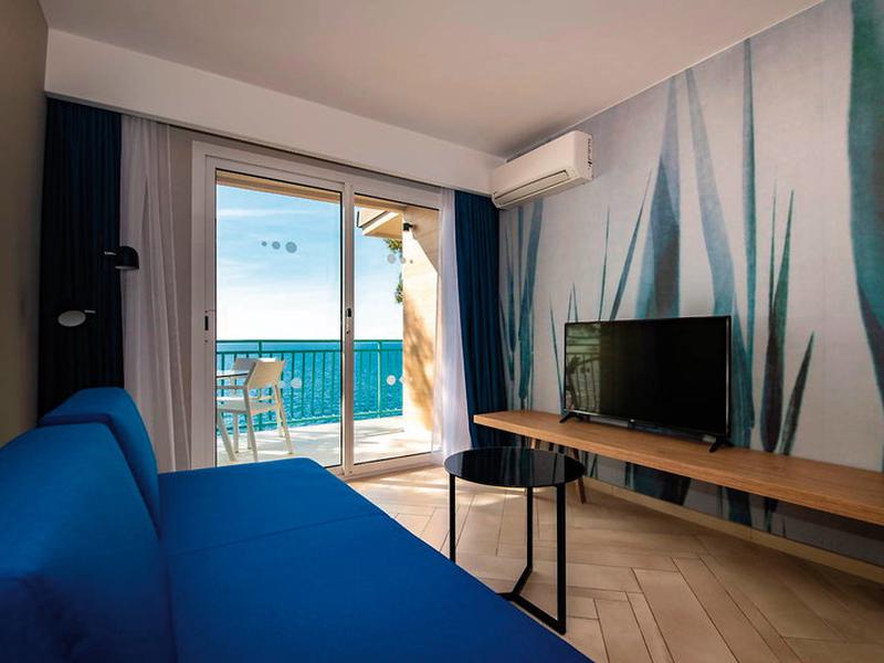 6FC3CAAEC59FD5376ED08B4BCFF840E3