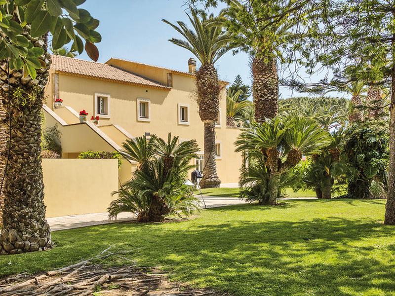 5380351F03559F75DF362656F618E851