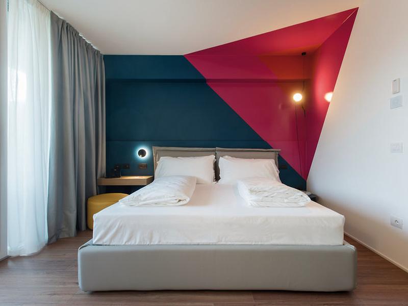 23B2A22C79F3E537A4A3E1229B567286