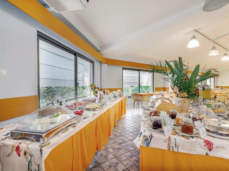 8AE9CA2D4A2BC5F46BCEDDD677127EC9