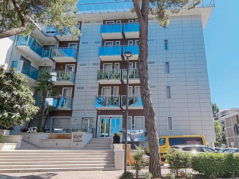 0F685C37F4287AF5D2B4521B278D78E3