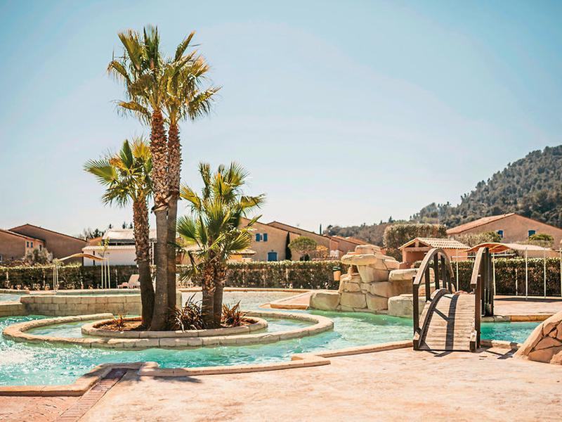 140128EA204534EE99737CA4AD516289